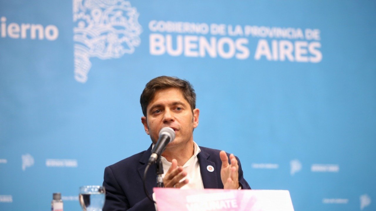 Axel Kicillof tiende puentes con los BRICS para sortear el ajuste de Javier Milei