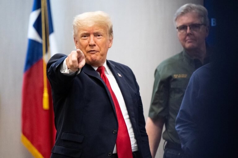 Empresas de Trump recibieron 7,8 millones de dólares de gobiernos extranjeros
