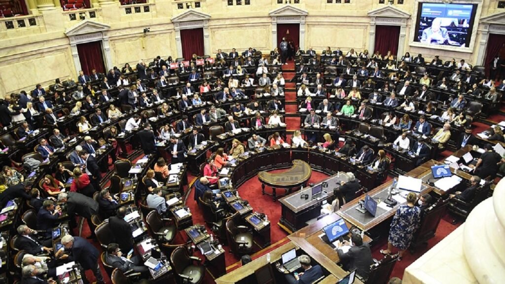 Diputados debate sobre la reducción de la jornada laboral