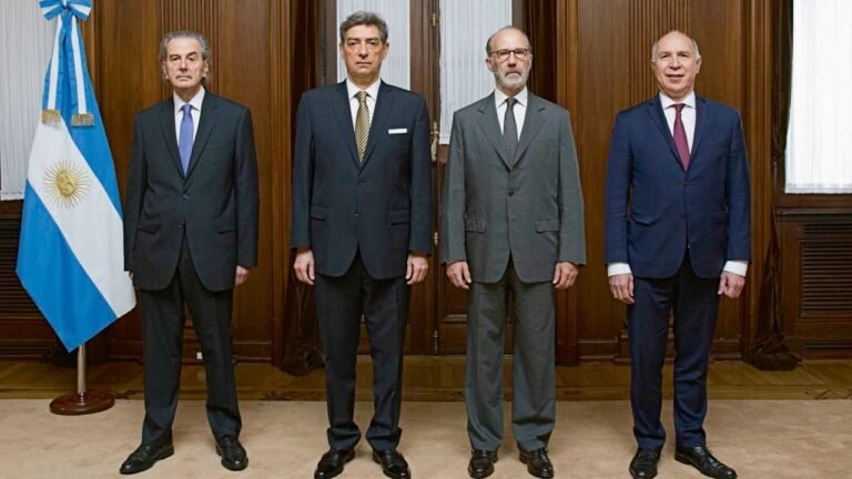 La Corte Suprema suspendió las elecciones en San Juan y en Tucumán