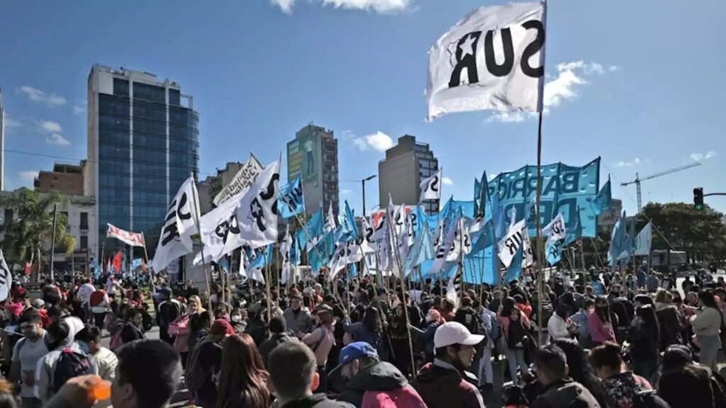 Marcha contra el ajuste a comedores