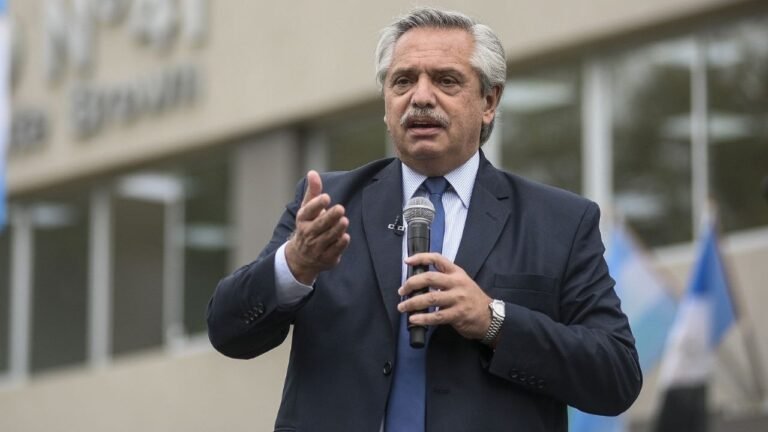 Alberto Fernández: “No le entreguemos el poder al mayor defensor del sistema desigual”