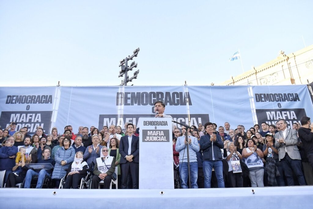 Kicillof exigió: “Elecciones limpias y sin proscripción”