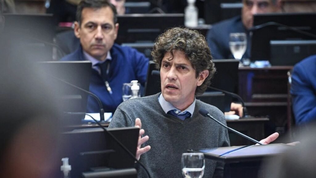 Internas: Lousteau apuntó contra Macri por “lesionar a Juntos por el Cambio”