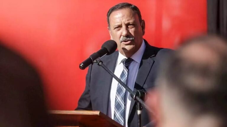 Ricardo Quintela: “Vamos a discutir el rol de los medios de comunicación”