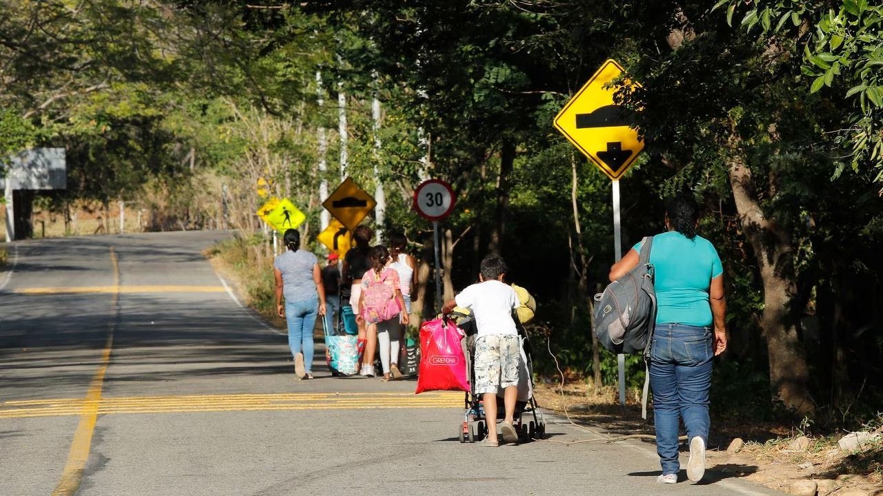 Los desplazados forzosos en el mundo llegaron a 110 millones marcando un nuevo récord