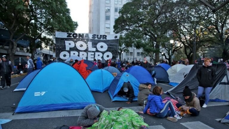 Acampe en el Ministerio de Economía: ¿Qué se reclama?
