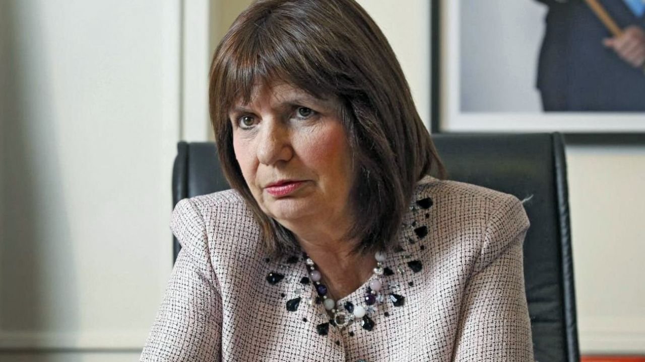 Bullrich negó las acusaciones sobre la comida retenida en galpones