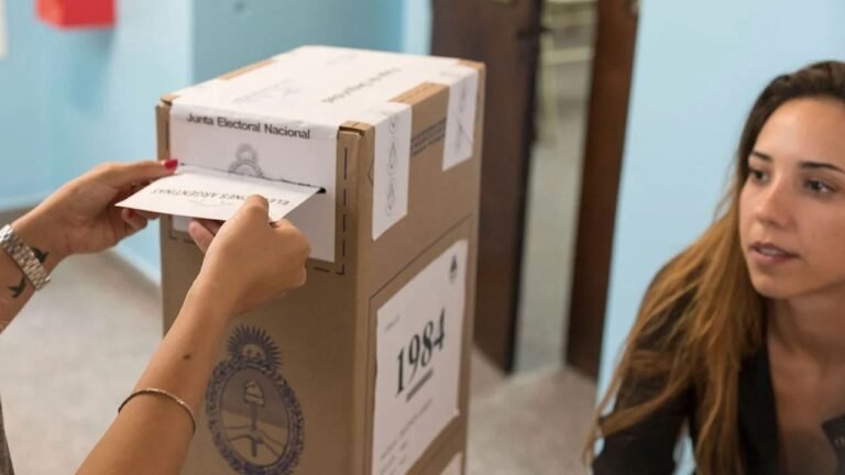 Escrutinio definitivo: Se emparejaron los resultados