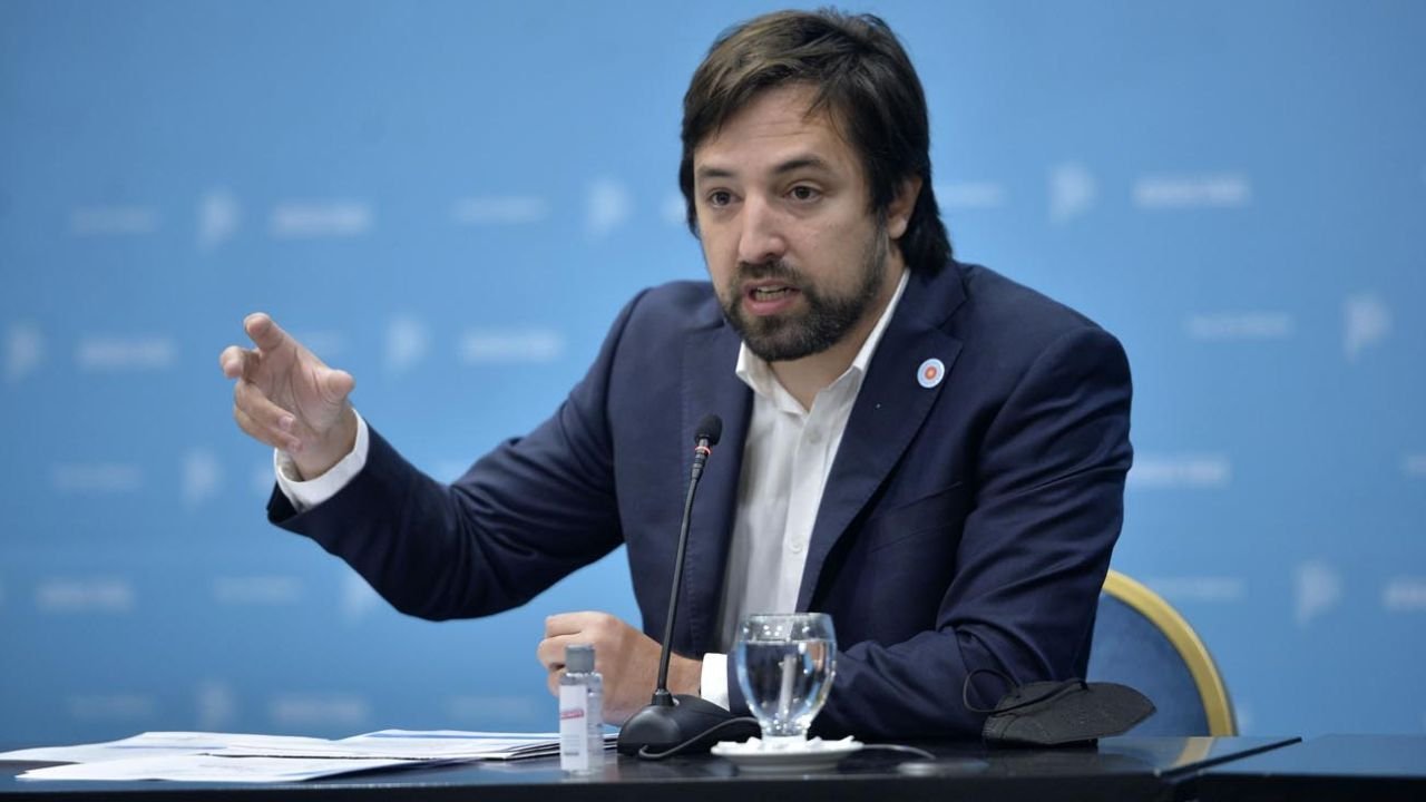 Kreplak advirtió sobre el “bono no reintegrable”