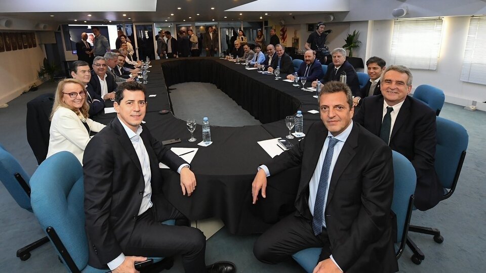 Massa se reunirá con gobernadores para redefinir la estrategia de cara al balotaje