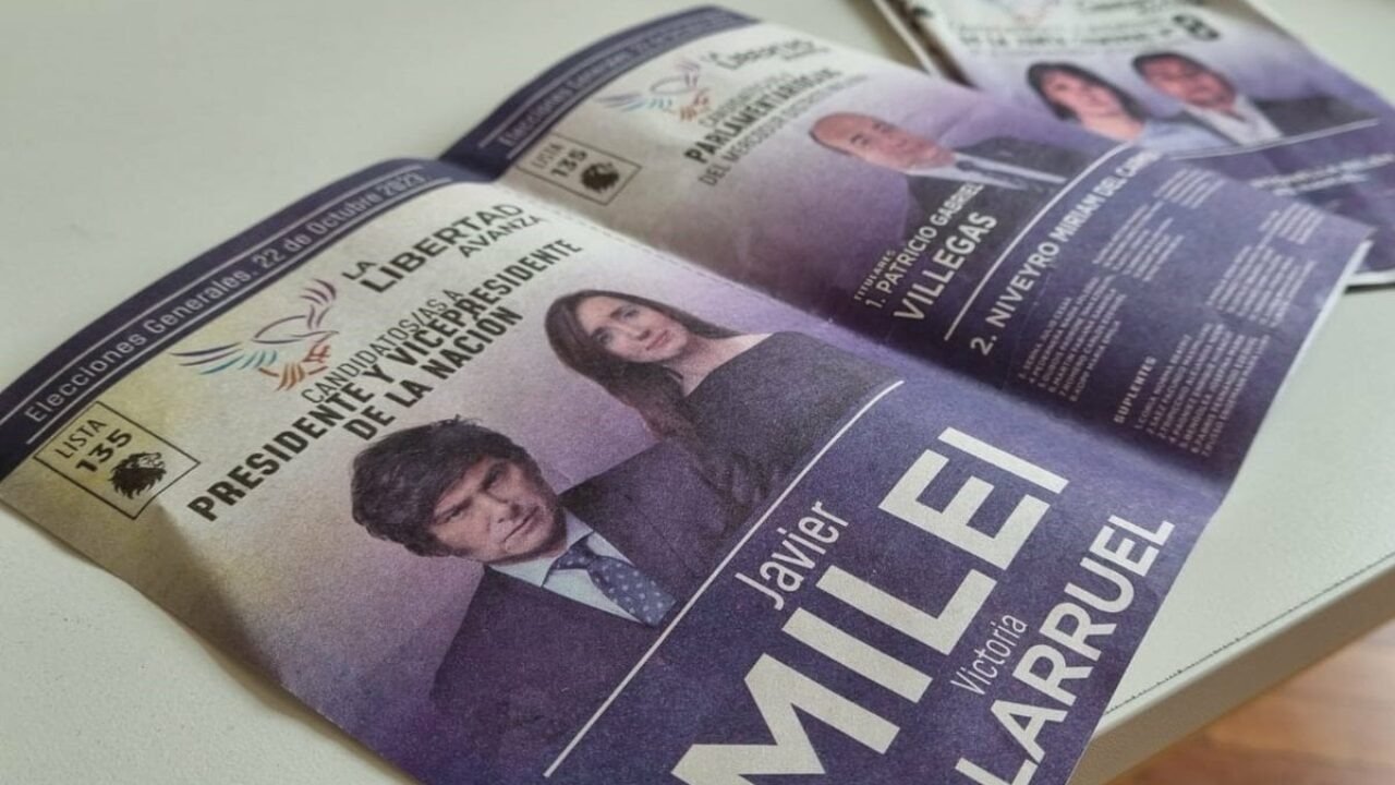 La Justicia Electoral le exige a Milei que responda sobre el faltante de boletas
