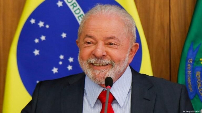 Lula lanzó un plan para los sin techo