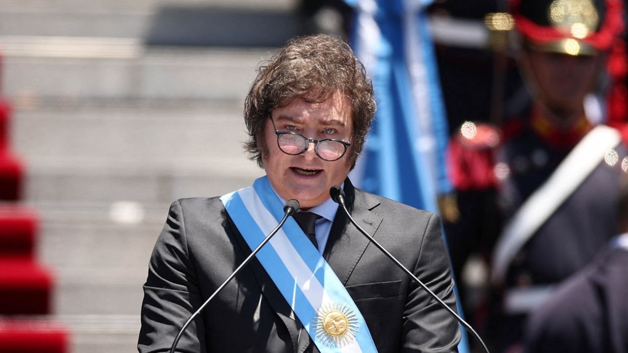 Milei afirma que si no se aprueba la Ley Bases “quedará bajo análisis todo el Gabinete”