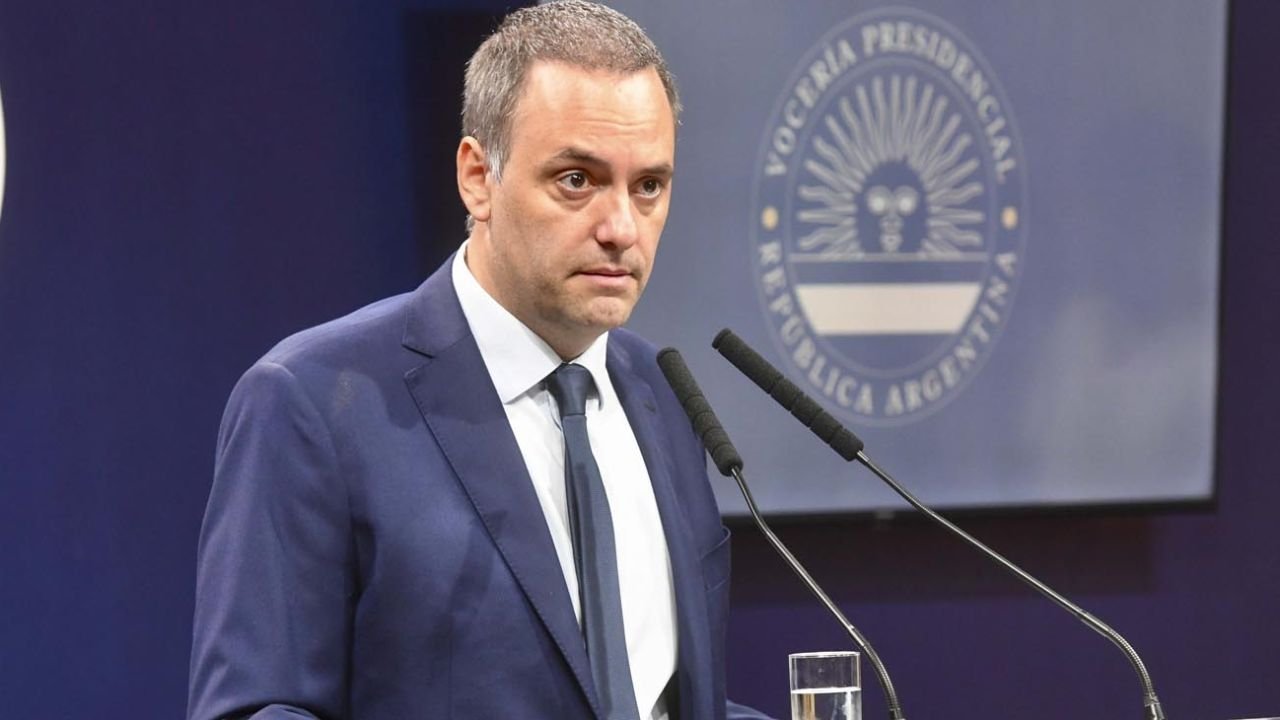 El Gobierno descontará el día a las trabajadoras del Estado que paren