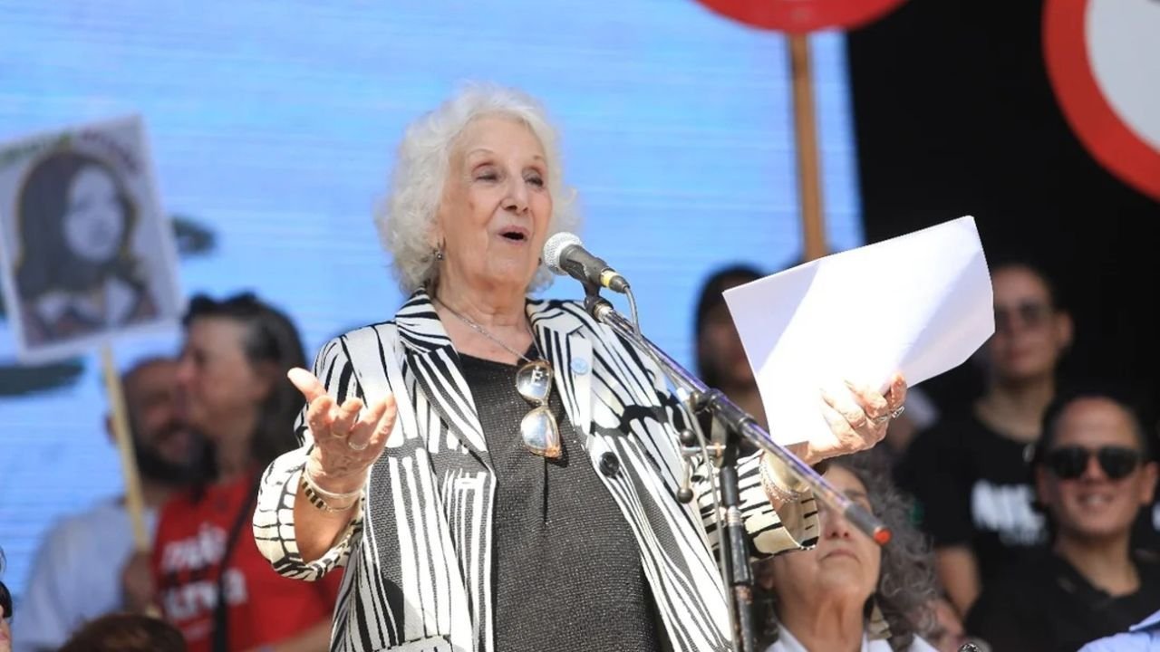 El documento completo de Abuelas y Madres que se leyó en Plaza de Mayo