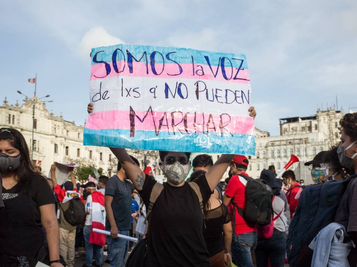Insólito retroceso: El gobierno de Perú calificó a la transexualidad y al travestismo como “trastornos”