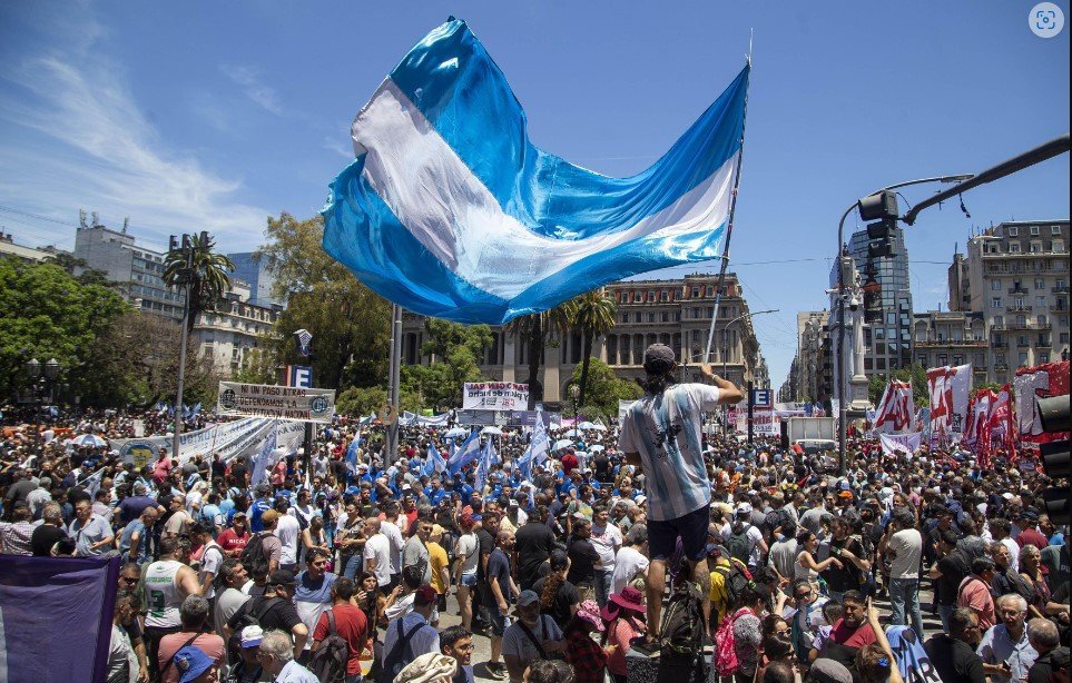 9 de mayo: Paro, marchas y piquetes contra el Gobierno de Milei