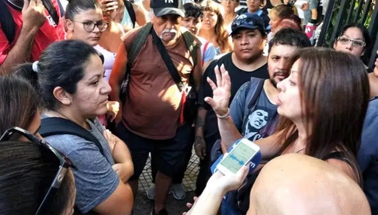 Curas villeros y organizaciones sociales exigen la renuncia de Pettovello