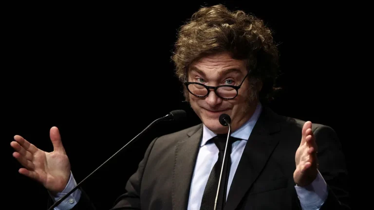 Milei realizará un acto en Parque Lezama para lanzar La Libertad Avanza a nivel nacional