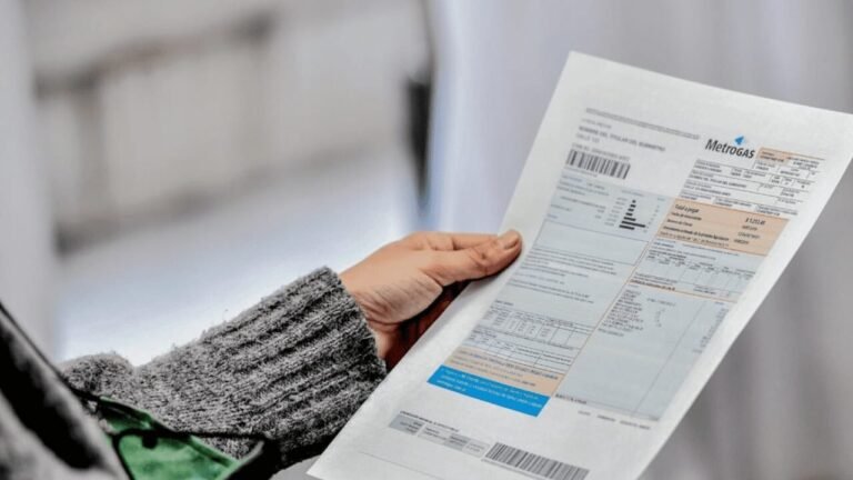 Una familia del AMBA necesita más de $140.000 para pagar los servicios
