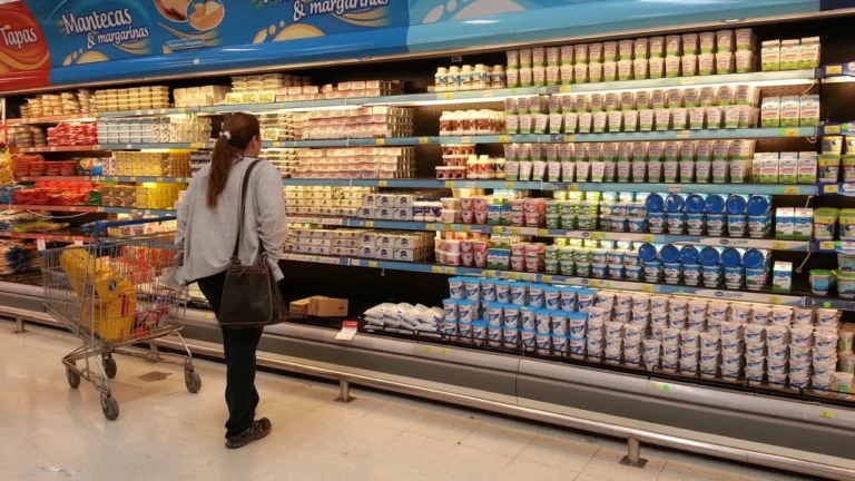 El consumo de lácteos terminará el año como el más bajo de la historia