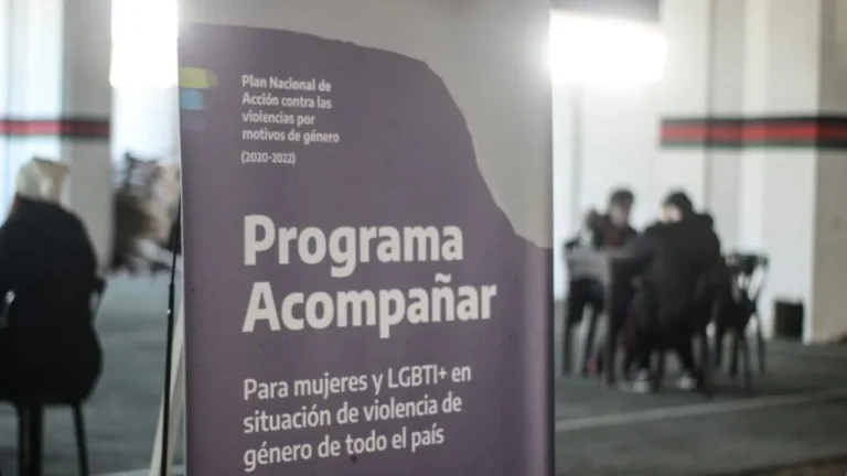 El Gobierno cambió un programa clave de asistencia a víctimas de violencia de género