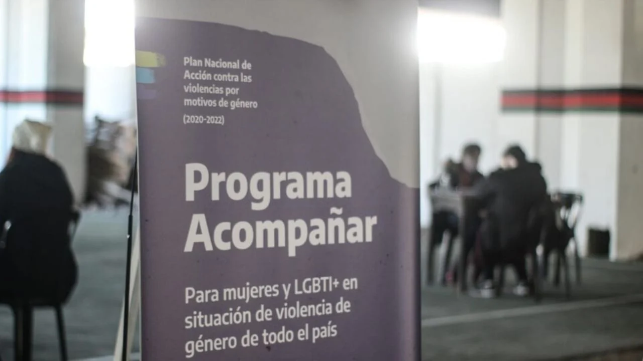 El Gobierno cambió un programa clave de asistencia a víctimas de violencia de género