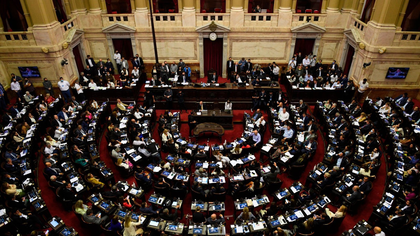 Diputados rechazó tratar la sanción de libertarios que visitaron genocidas