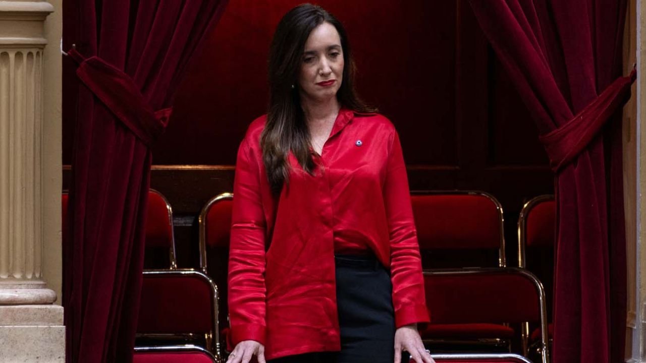 Villarruel convocó a una sesión para debatir los sueldos de los senadores