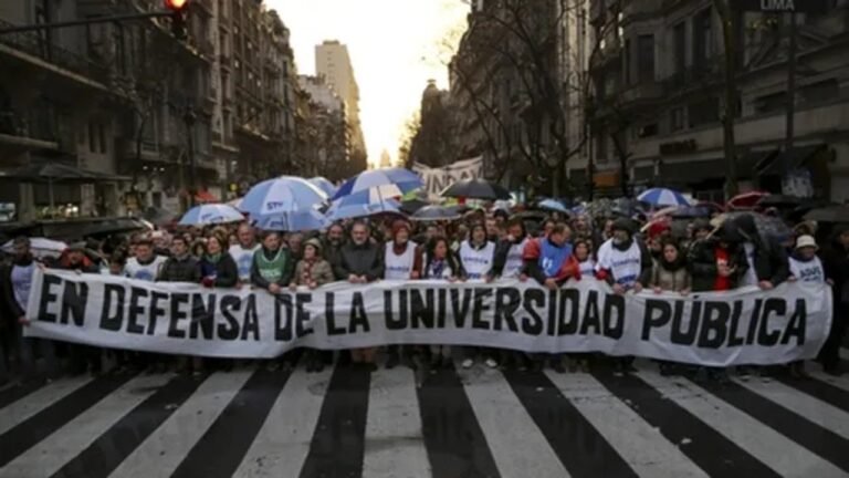 Crece la tensión entre el gobierno y las universidades públicas