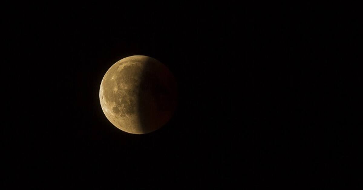Exploración lunar: NASA enfrenta desafíos en el Polo Sur