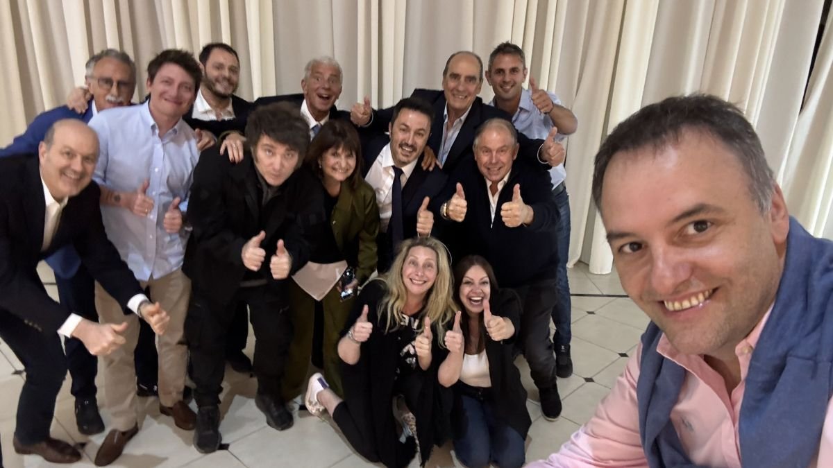 Javier Milei celebra Janucá con su Gabinete en Olivos