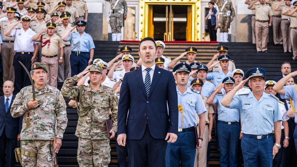 Militares parientes de represores: demanda de Milei y Petri