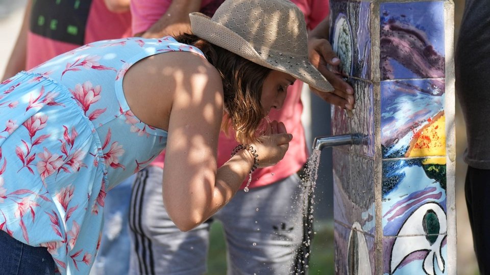 Alertas por calor extremo en Buenos Aires y provincias argentinas