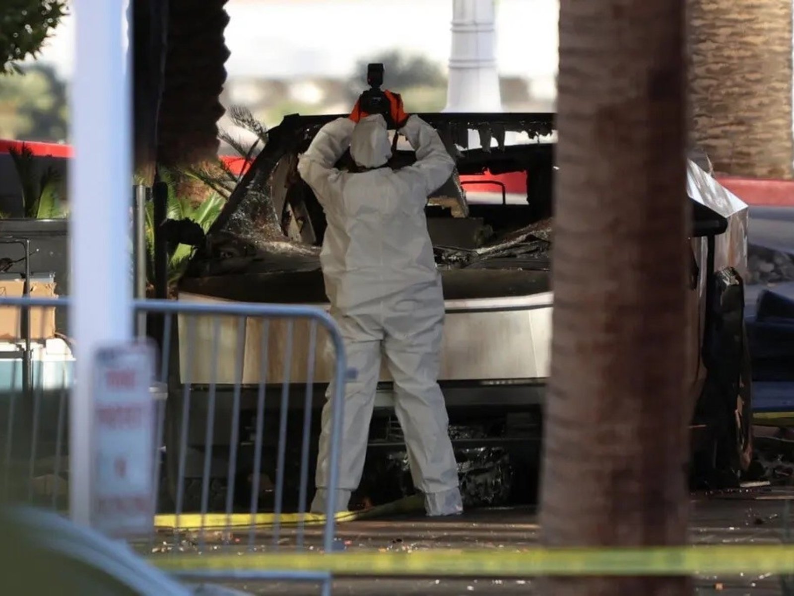 FBI Investiga Conexiones entre Explosión de Tesla y Atentado en Nueva Orleans