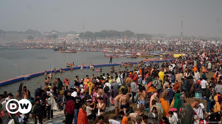Hinduismo: 400 millones de peregrinos celebran fiesta sagrada