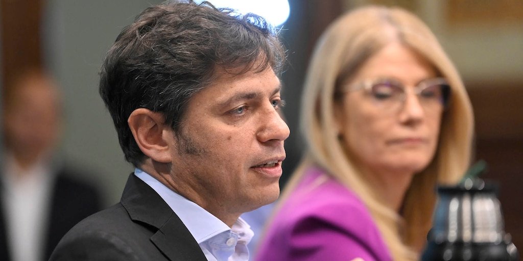 Kicillof analiza sesiones extraordinarias sobre PASO en Provincia.