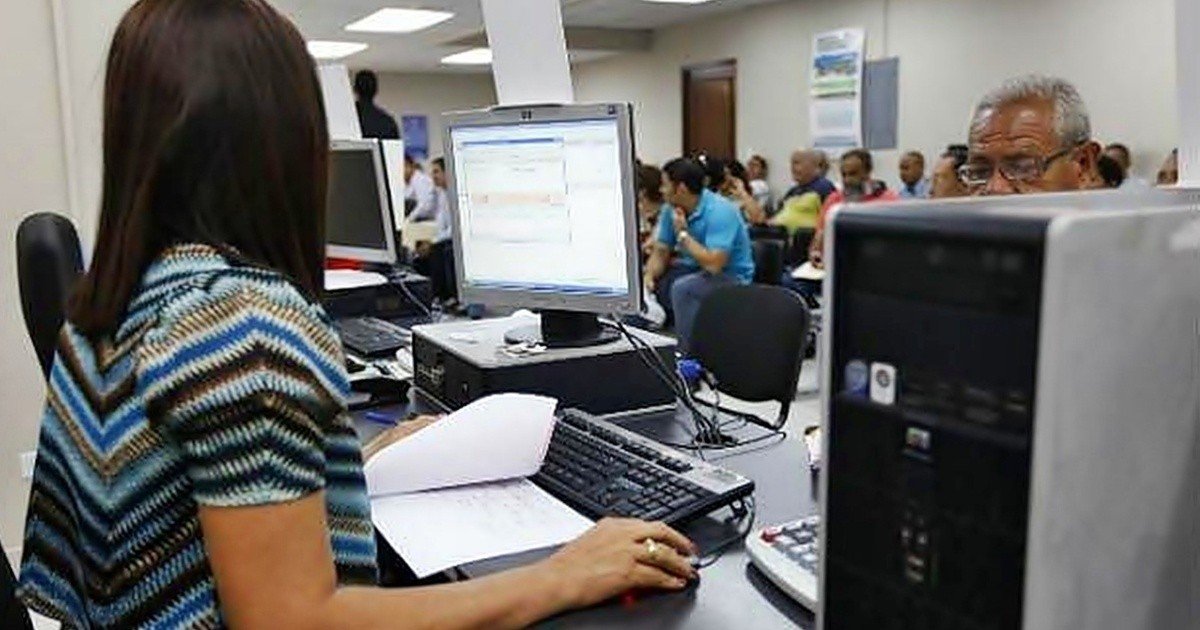 Nuevo régimen de empleo público en Argentina: decreto de Milei