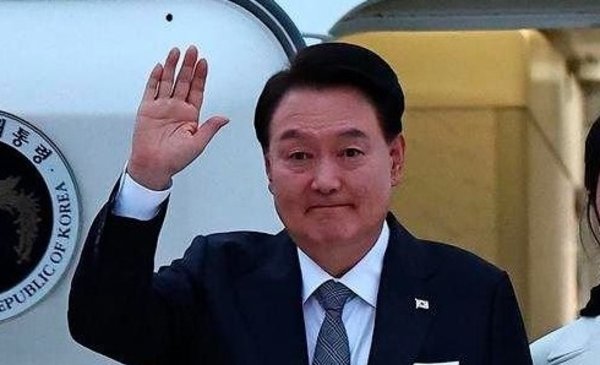 Presidente de Corea del Sur arrestado por ley marcial
