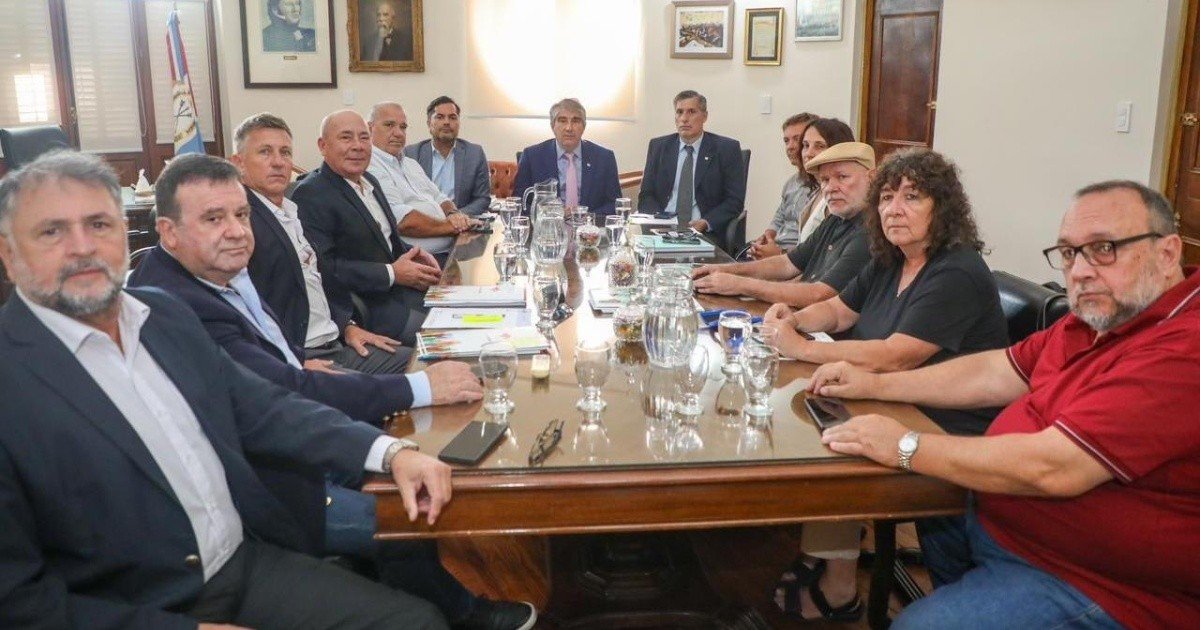 ATE acepta acuerdo salarial de la Provincia