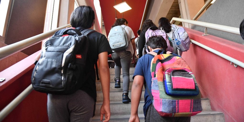 Clases inician para 3 millones, paro docente