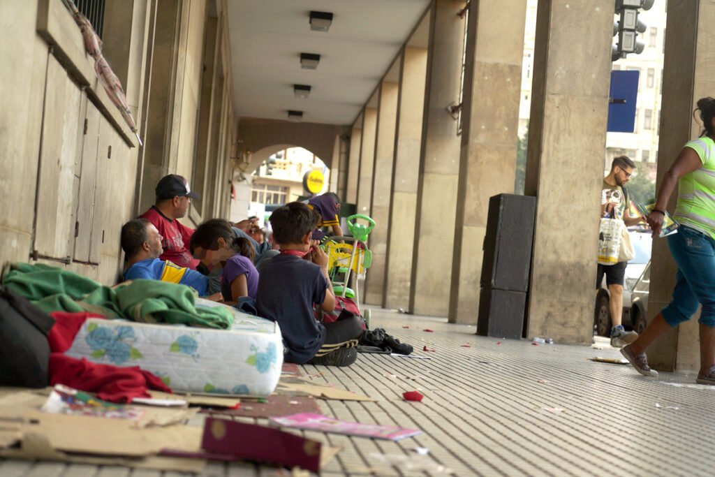 Crisis alimentaria: 1 Millón de pibes no morfan