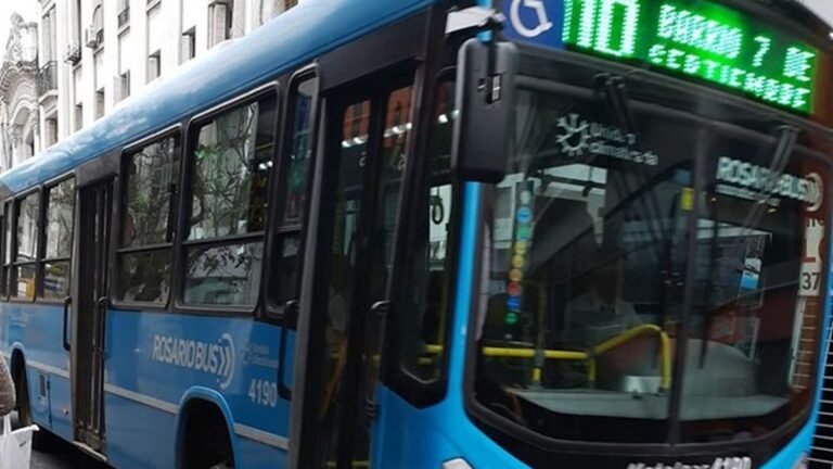 Balacera en Bulevar Seguí: Pasajero de Colectivo Herido en Un Ataque a Disparos